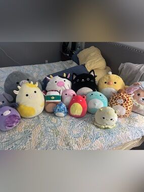 Lot of Squishmallows